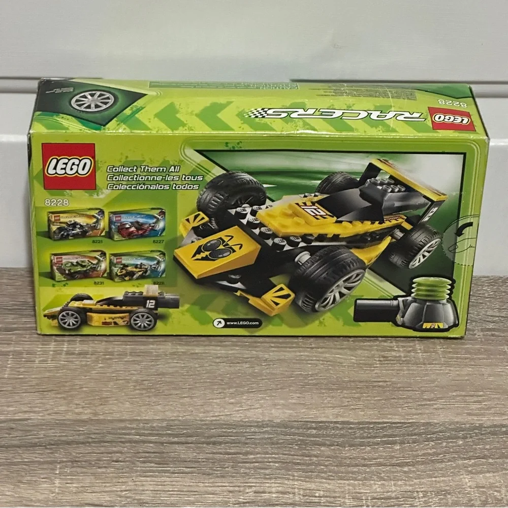 LEGO 8228 Power Racers Sting Striker‎ 82 PIECES NEW SEALED BOX - Picture 3 of 3